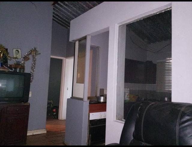 2 BEDROOM HOUSE FOR SALE IN PALM RIDGE